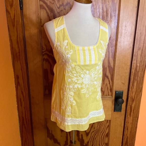 Miss Me Couture Embroidered Summer Top - Picture 9 of 11